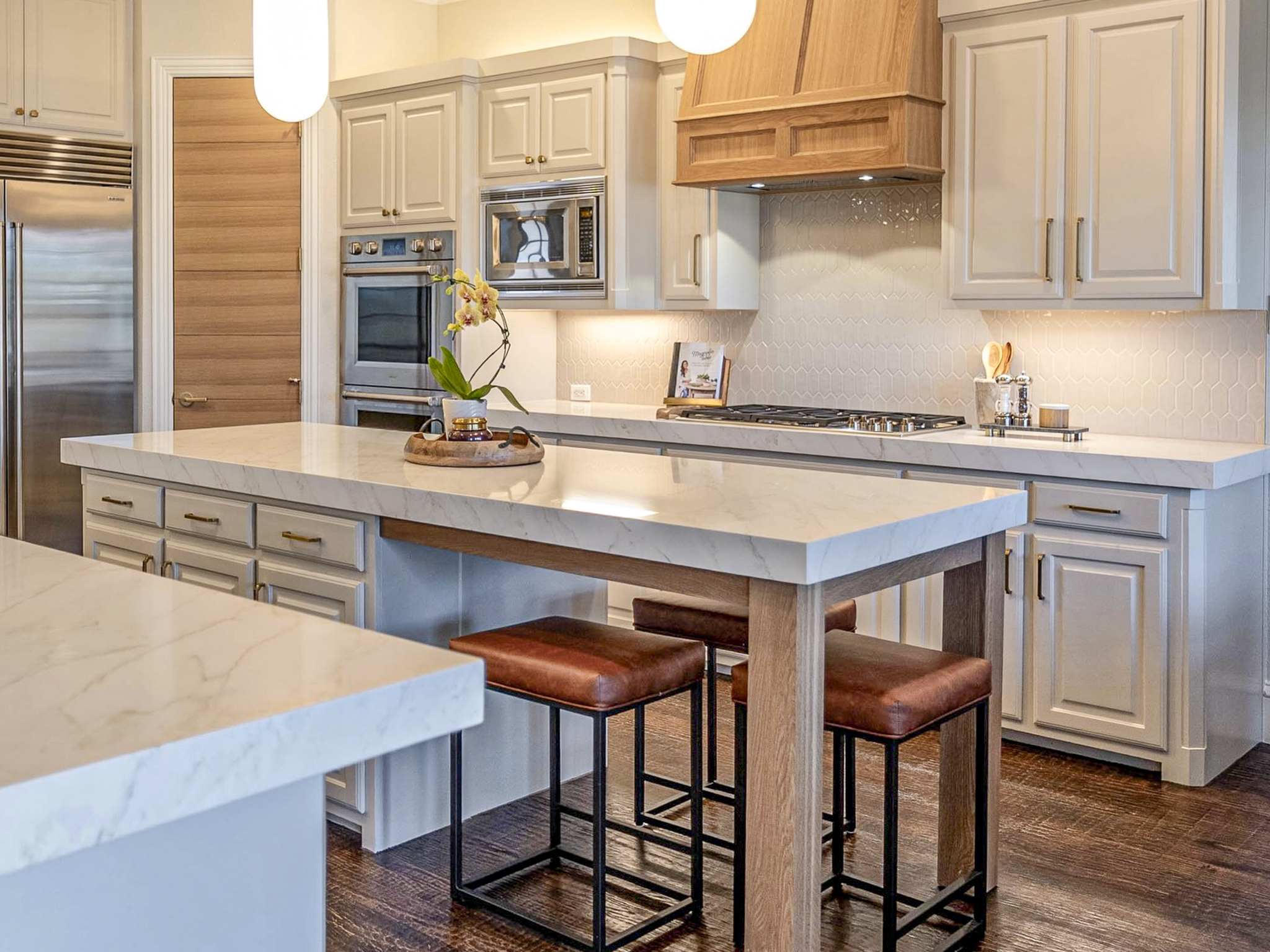 Lancaster Antique White traditional kitchen