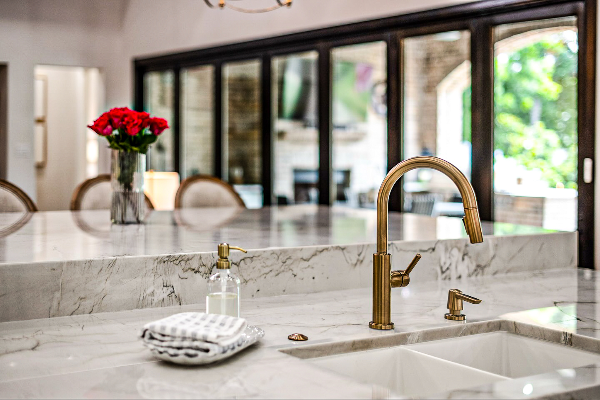 Charcoal quartz countertop installation